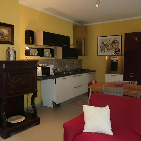 Locazione Turistica Casa Del Castello - Sgv101