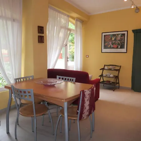 Appartamento Locazione Turistica Casa Del Castello - Sgv101 San Giorgio Canavese